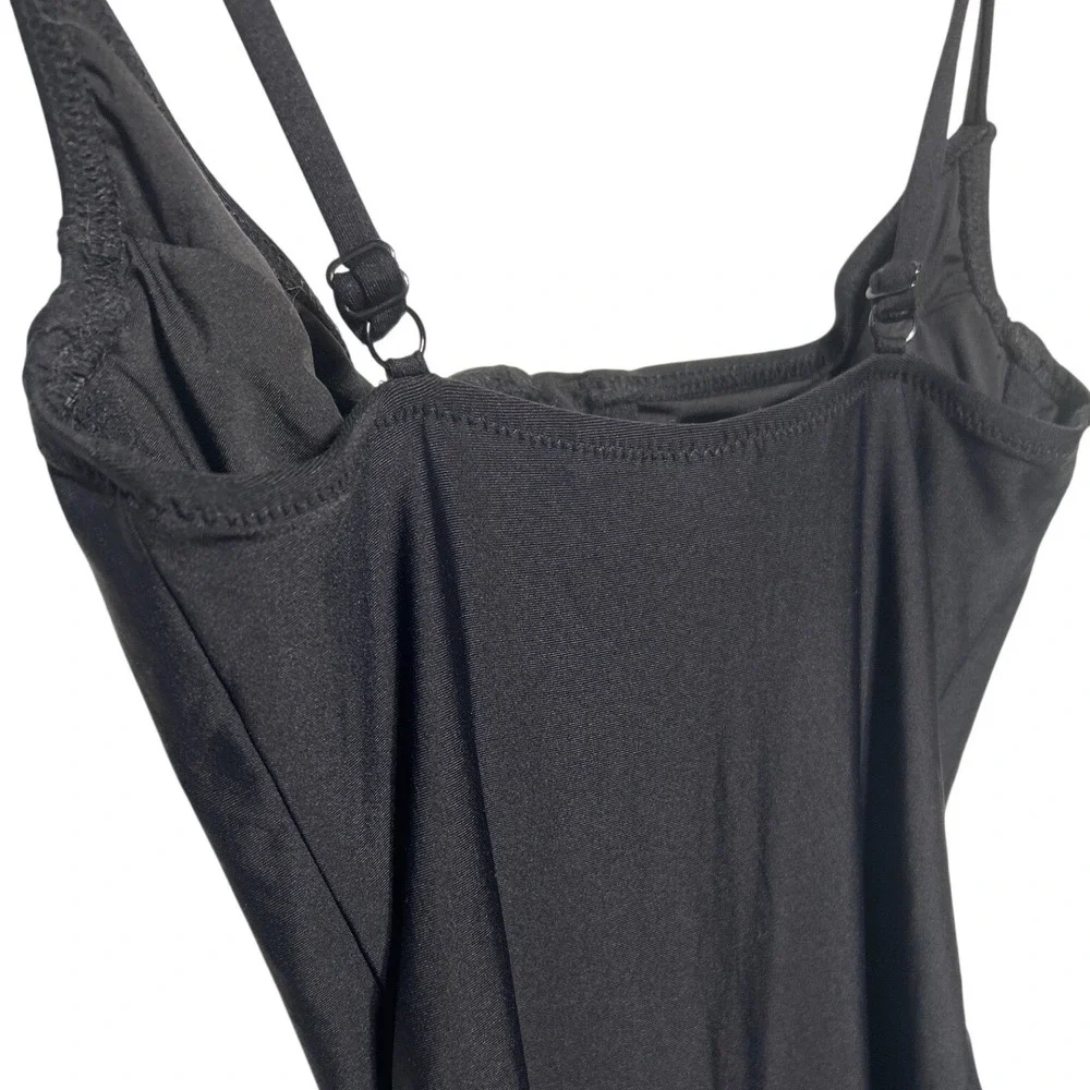J Crew Black Underwire One Piece Swimsuit‎ Style J3558 Size 2